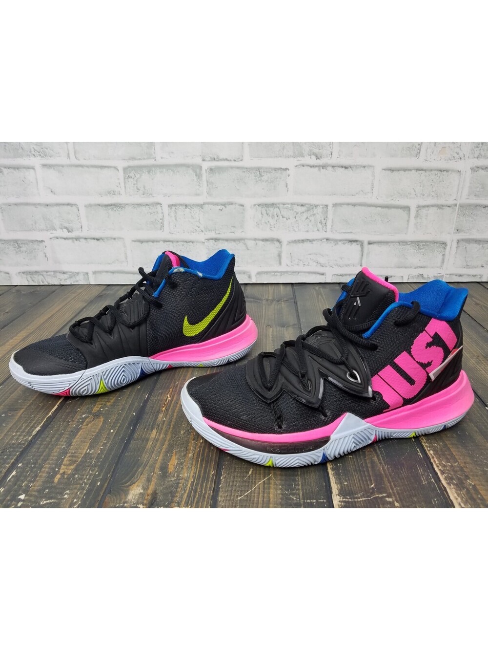 Nike Kyrie 5 "Just Do It" Black Volt Hyper Pink A02918-003 Men's Size 7 Shoes